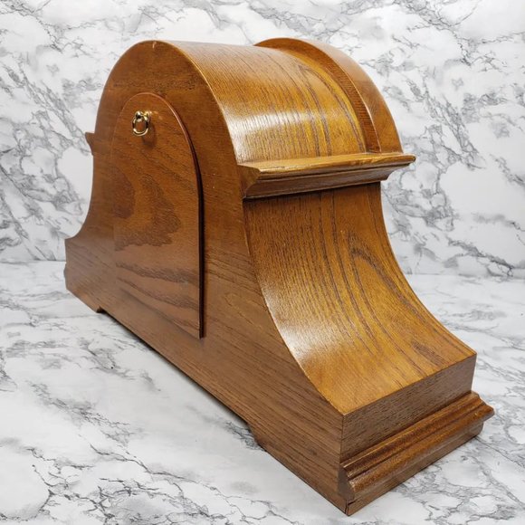 Mantle Clock Howard Miller Dual Chime - Picture 4 of 10